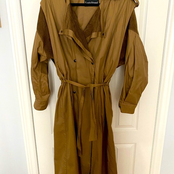 Louis Feraud Trench with perforated velour detailing - Picture 1 of 9